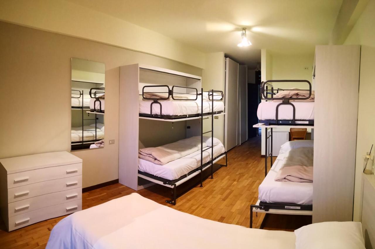 Grem Bike Hostel Premolo Luaran gambar