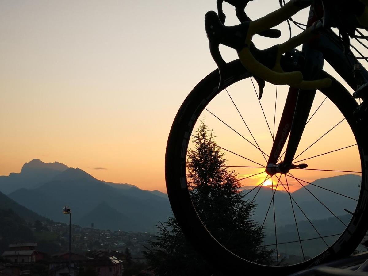 Grem Bike Hostel Premolo Luaran gambar